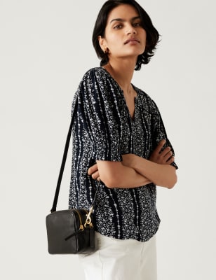 

M&S Collection Blusa estampada de manga abullonada y escote en picoWomens - Navy Mix, Navy Mix