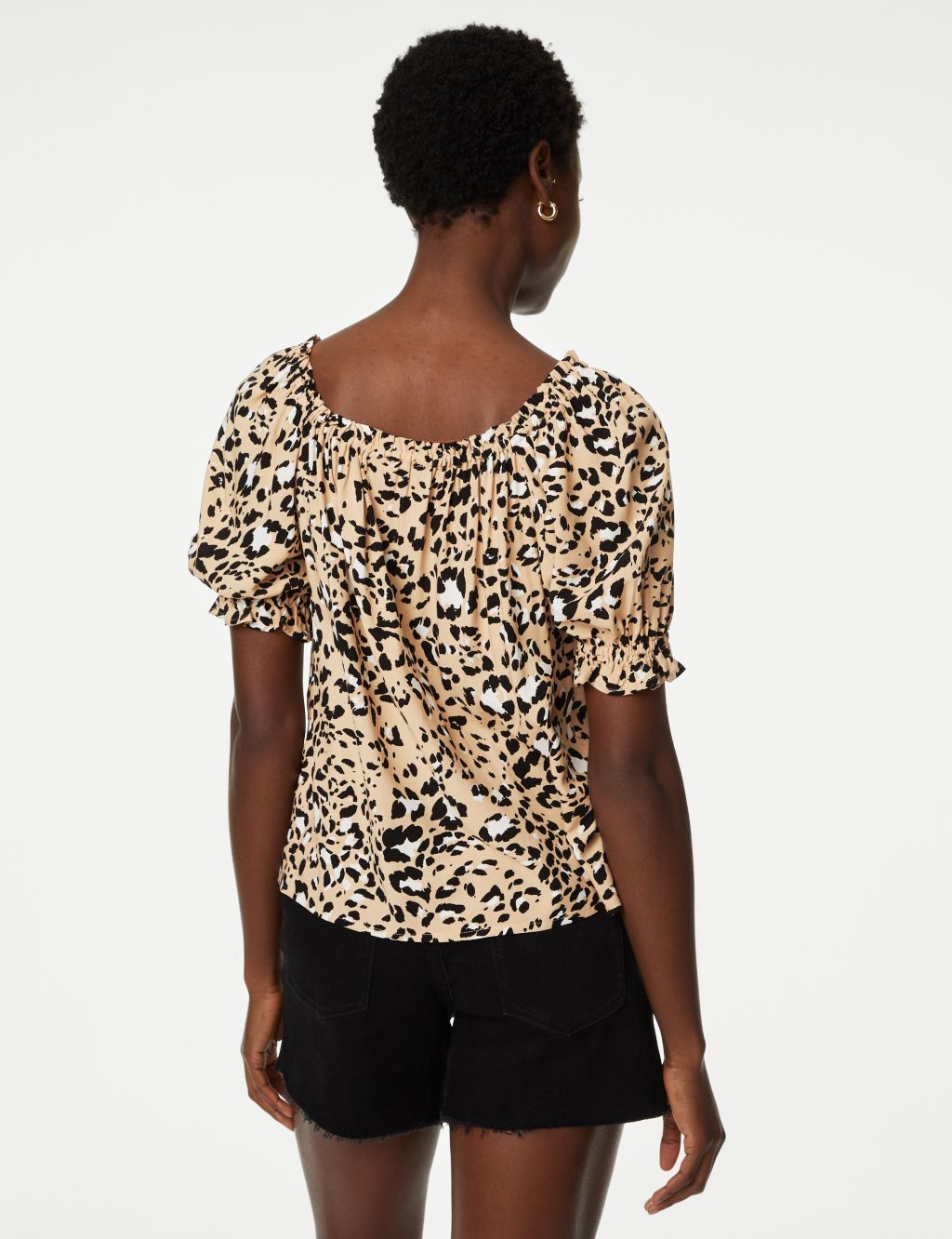 Printed Square Neck Puff Sleeve Top image 4