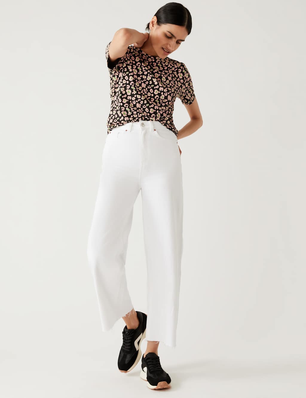 Cotton Rich Printed Slim Fit T-Shirt image 2