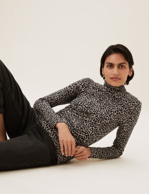 

Womens M&S Collection Oberteil mit hohem Baumwollanteil, Tiermuster und Stehkragen - Black Mix, Black Mix