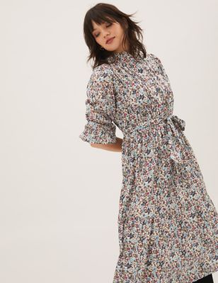 

Womens M&S Collection Petite Ditsy Floral Midi Dress - Multi, Multi