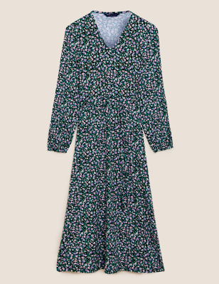 

Womens M&S Collection Ditsy Floral V-Neck Midi Tea Dress - Multi, Multi