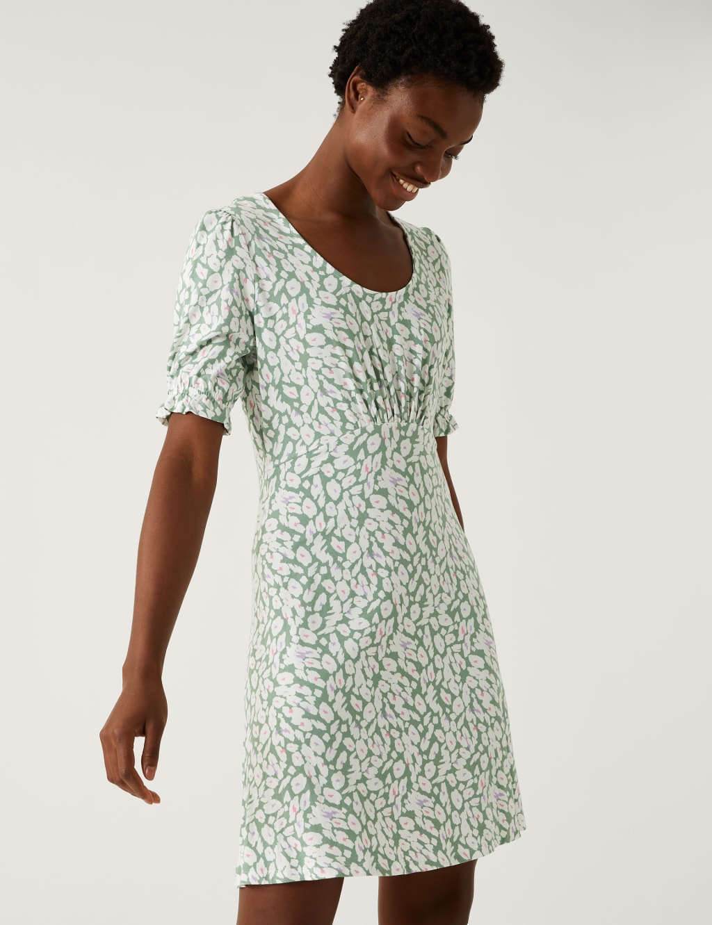 Jersey Printed Scoop Neck Mini Skater Dress image 3