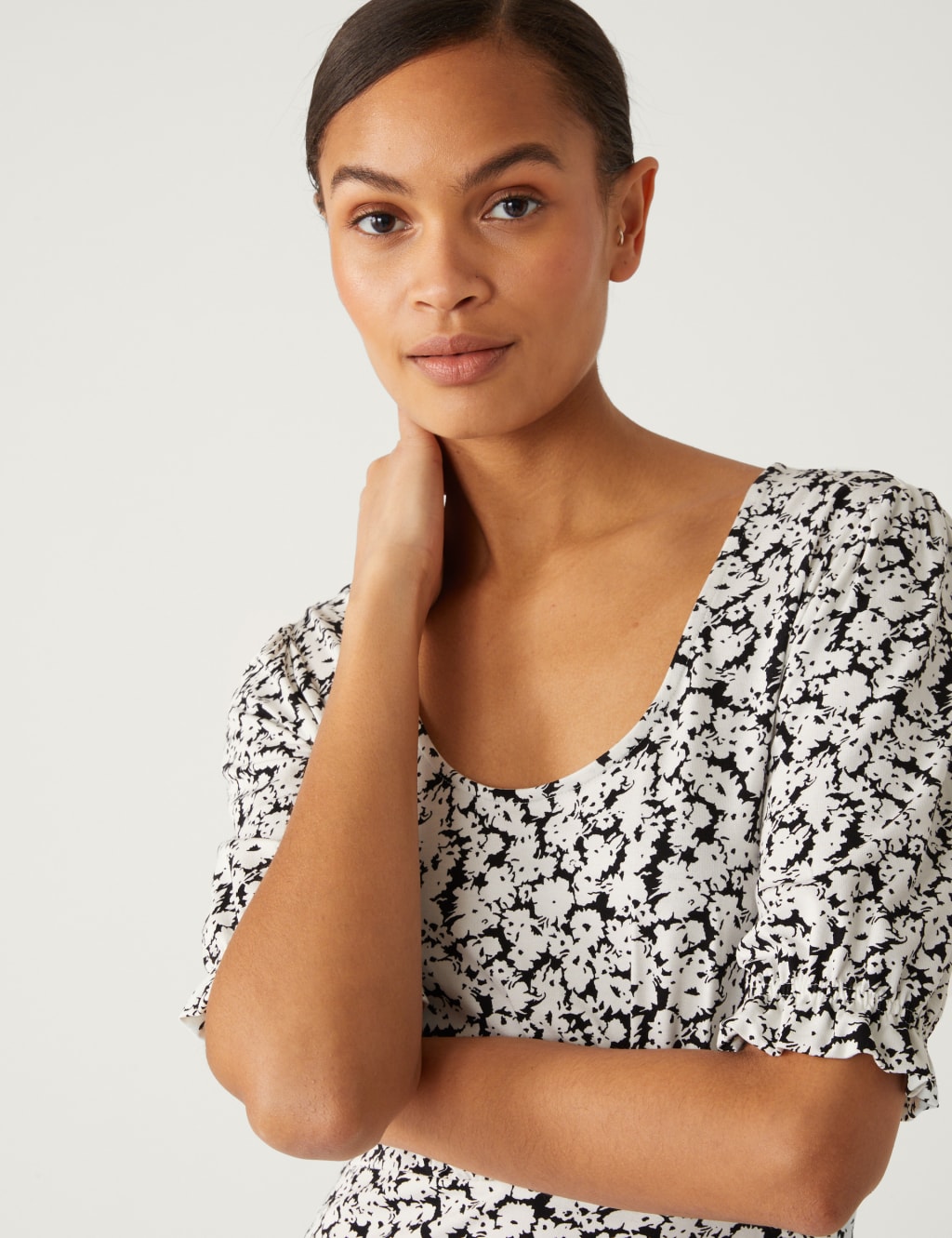 Jersey Printed Scoop Neck Mini Skater Dress image 3