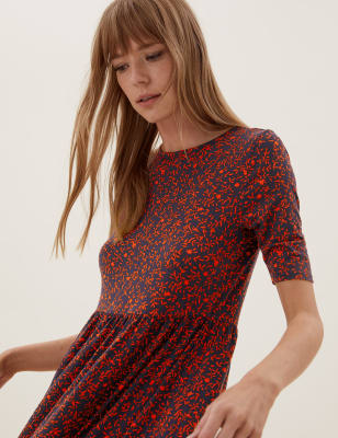 

M&S Collection Vestido a media pierna de punto floral en capasWomens - Navy Mix, Navy Mix