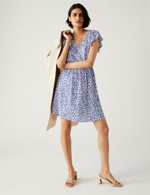 

Womens M&S Collection Tailliertes Minikleid mit hohem Leinenanteil, V-Ausschnitt und Muster - Blue Mix, Blue Mix