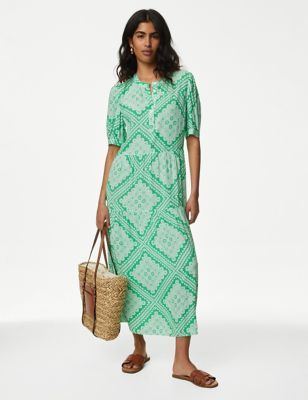 

Womens M&S Collection Printed Round Neck Midi Relaxed Tiered Dress - Green Mix, Green Mix