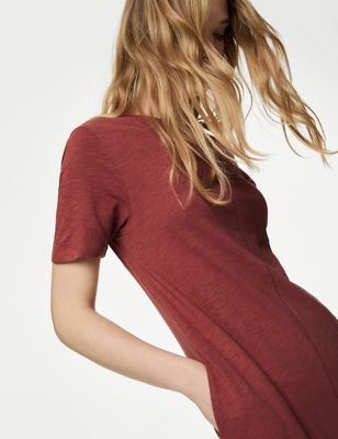 

Womens M&S Collection Jersey Round Neck Midi T-Shirt Dress - Oxblood, Oxblood