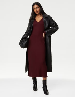 

M&S Collection Vestido columna a media pierna acanalado de escote en picoWomens - Dark Burgundy, Dark Burgundy