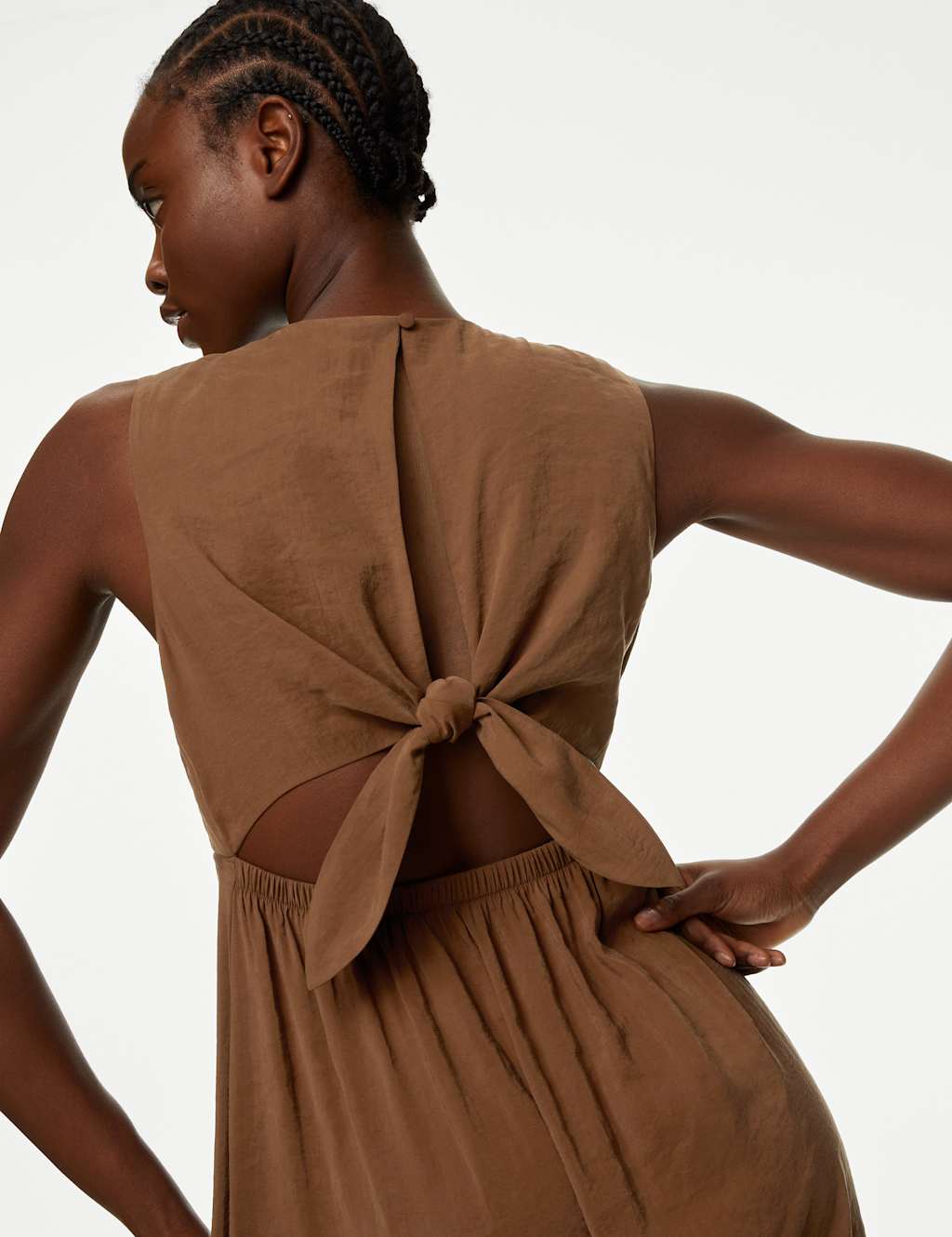 V-Neck Tie Detail Midaxi Waisted Dress image 2