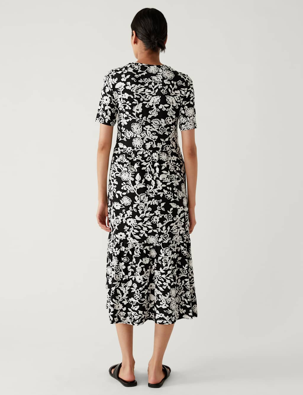 Jersey Printed Round Neck Midi Tiered Dress image 3