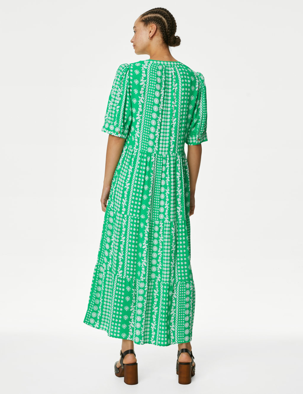 Printed V-Neck Midi Relaxed Tiered Dress image 4