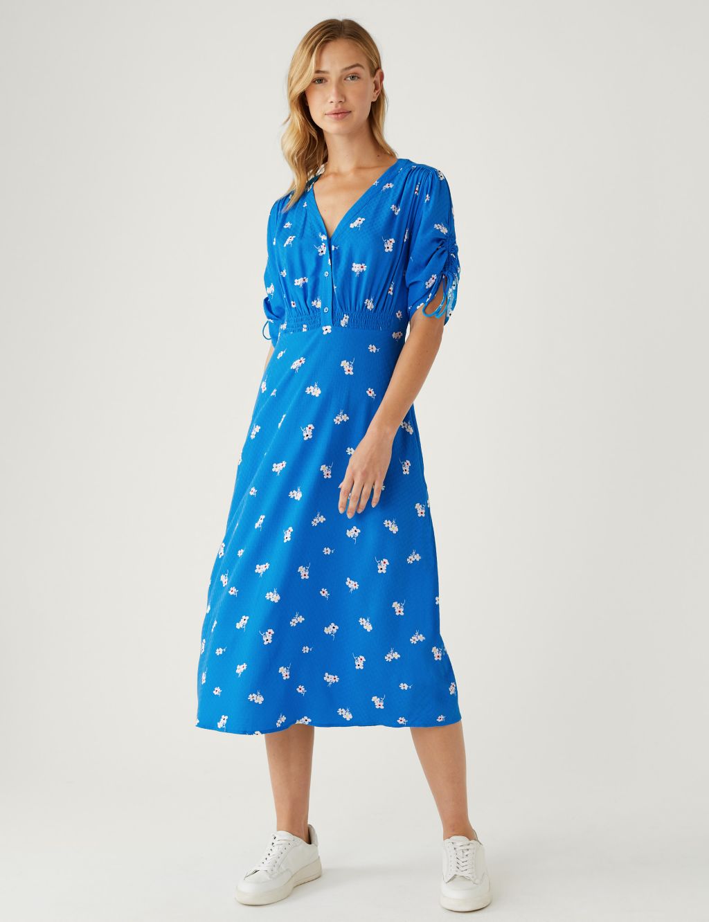 Printed V-Neck Shirred Midi Tea Dress image 2