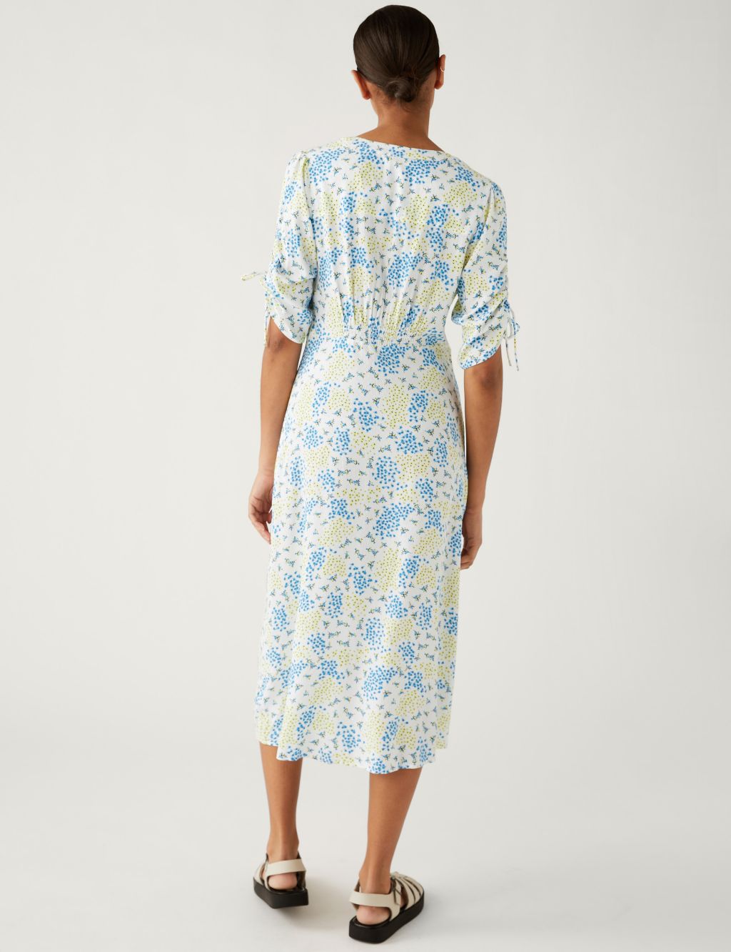 Printed V-Neck Shirred Midi Tea Dress image 4