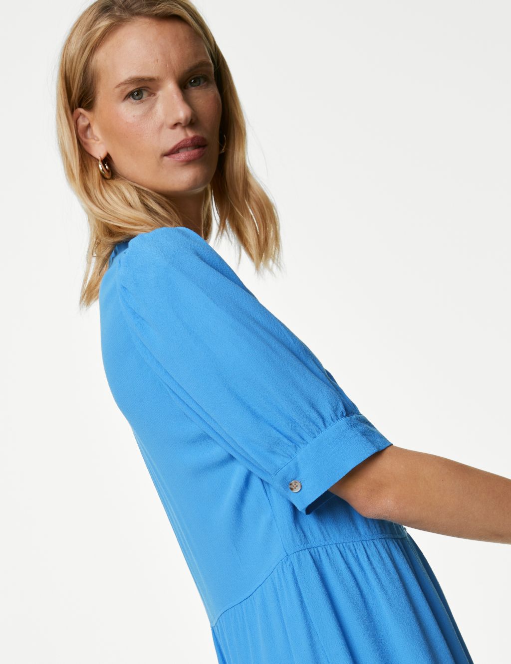 V-Neck Midi Relaxed Tiered Dress image 3