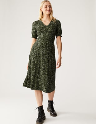 

Womens M&S Collection Gemustertes Midi-Teekleid aus Jersey mit V-Ausschnitt - Black Mix, Black Mix