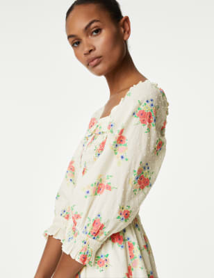 

Womens M&S Collection Gesmoktes Midaxikleid aus reiner Baumwolle mit Muster - Ivory Mix, Ivory Mix