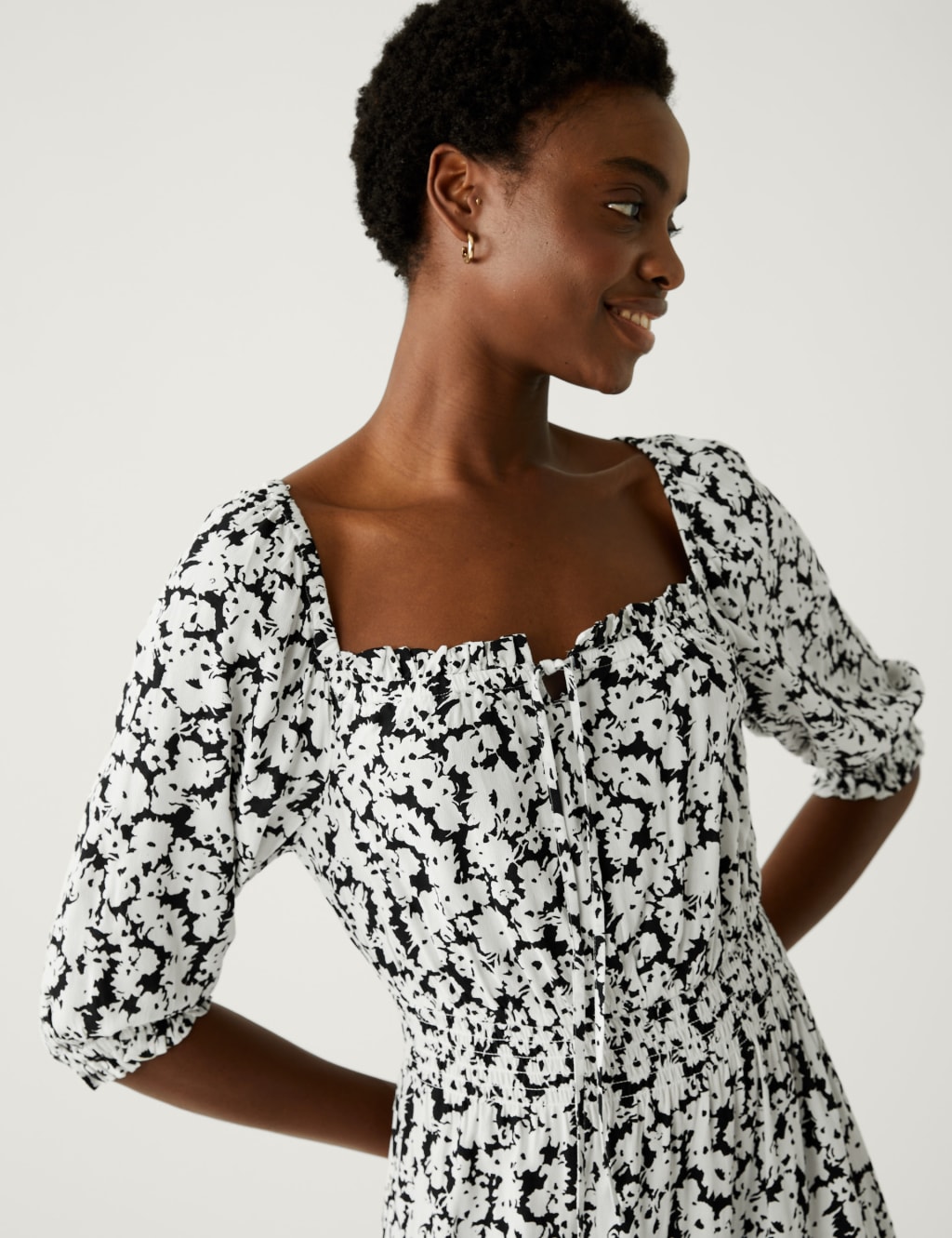 Printed Square Neck Midi Waisted Dress image 1