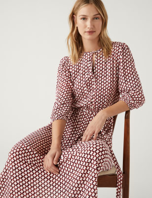 

Womens M&S Collection Gemustertes Maxi-Stufenkleid mit Schleifenkragen und Gürtel - Red Mix, Red Mix