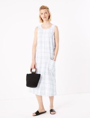 Rechte midi-jurk van linnen met ruitmotief
