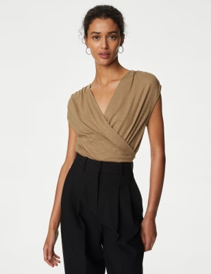 Sleeveless store wrap top