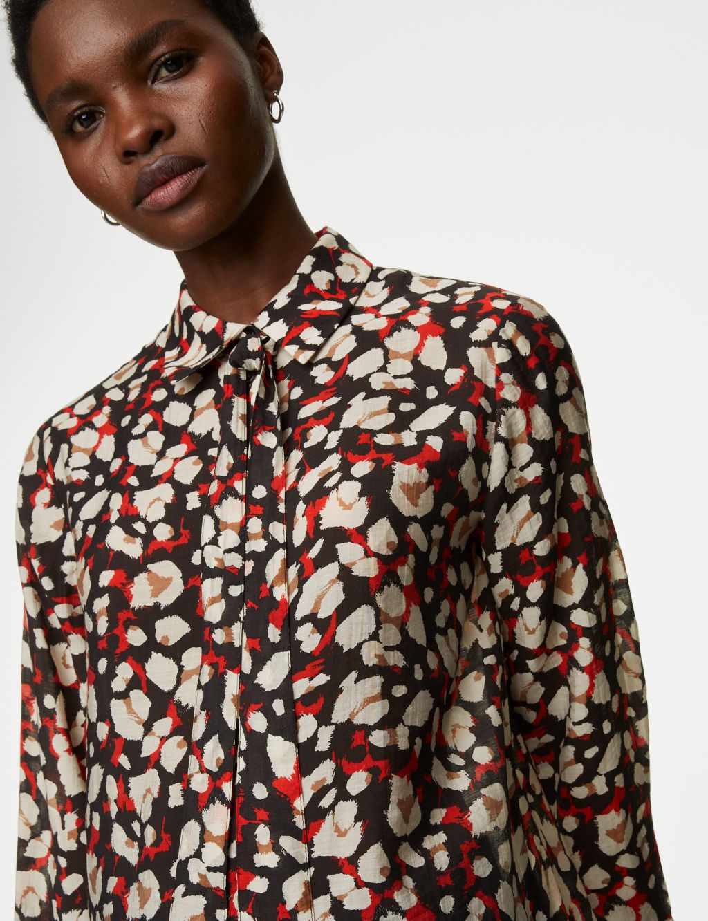 Lyocell™ Rich Printed Tie Front Shirt image 3
