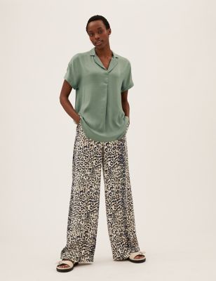 

Womens M&S Collection Collared Short Sleeve Popover Blouse - Khaki, Khaki