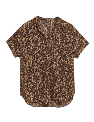 

M&S Collection Blusa cerrada de manga corta con estampado animalWomens - Beige Mix, Beige Mix