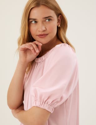 Bow Graphic Round Neck Short Sleeve Blouse