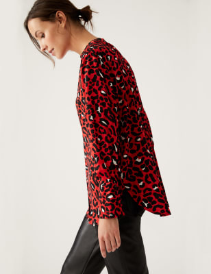 Blusa de escote en pico con estampado animal de | ES