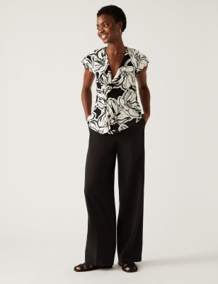 

Womens M&S Collection Bluse mit V-Ausschnitt, Knotendetail vorne und Blumenmuster - Black Mix, Black Mix