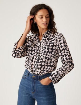 Printed Collared Neck Long Sleeve Top and Shorts Lounge Set main image 0