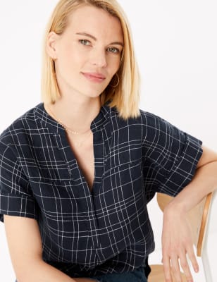 Zuiver linnen, ruimvallende popover-blouse met V-hals