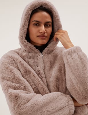 Faux fur cheap with hoodie