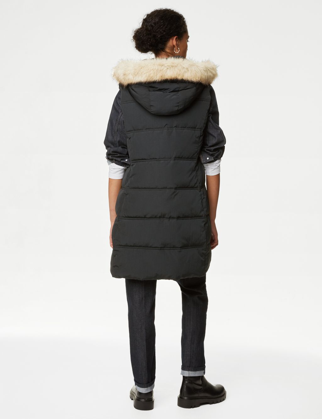 Recycled Thermowarmth™ Hooded Puffer Gilet image 6
