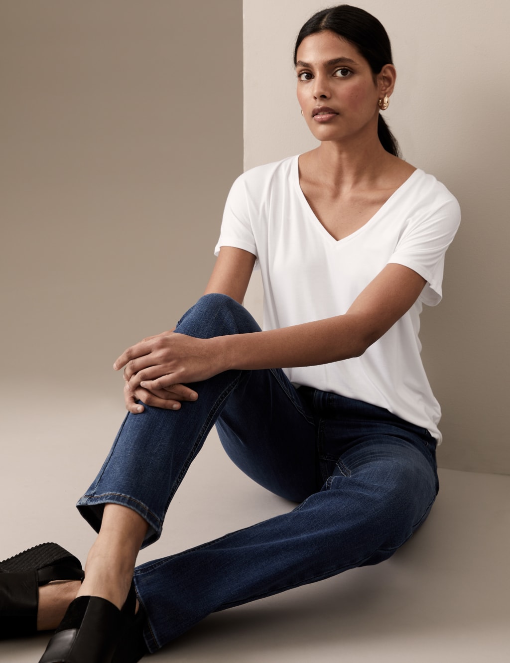 Jersey V-Neck Relaxed T-Shirt image 2