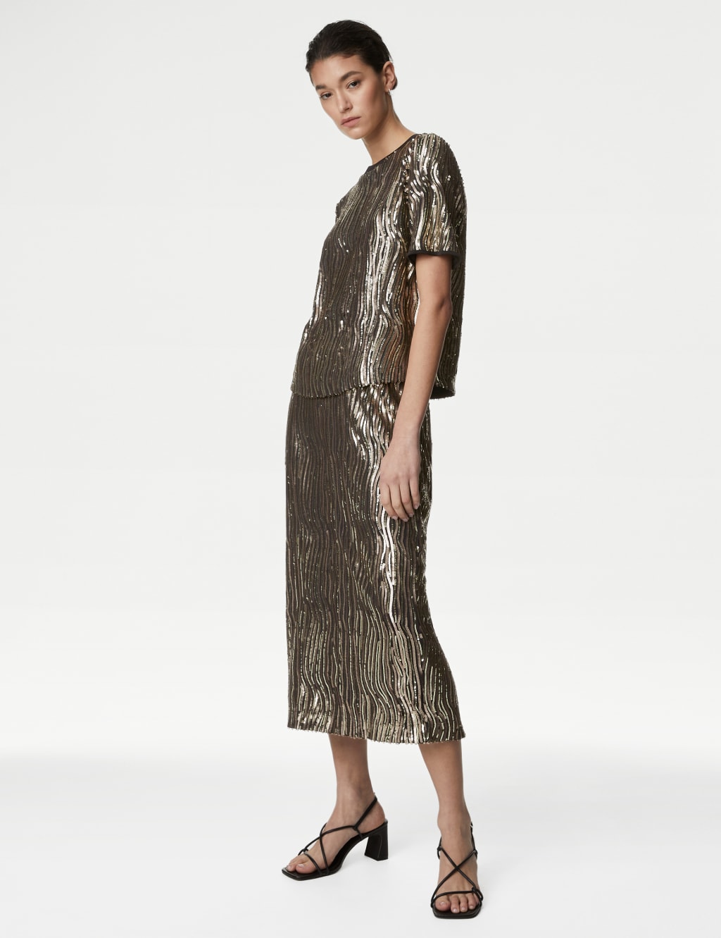 Sequin T-Shirt image 6