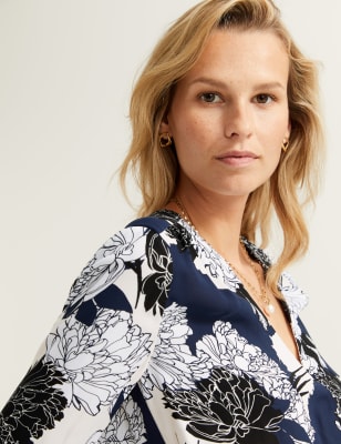 Floral VNeck Long Sleeve Wrap Top