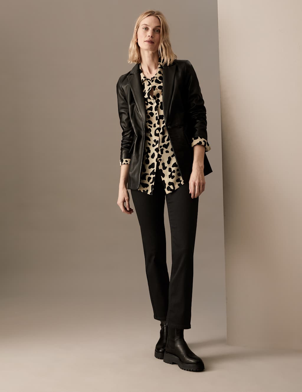 Pure Cupro Animal Print Collared Shirt image 1