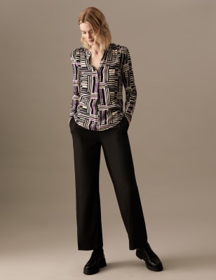 

Autograph Blusa cerrada con cuello con muesca estampadaWomens - Black Mix, Black Mix
