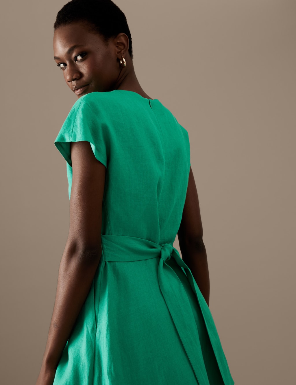 Pure Irish Linen V-Neck Midaxi Waisted Dress image 3