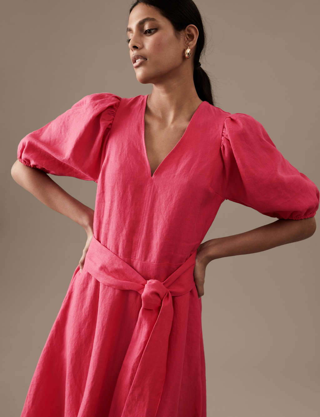 Pure Irish Linen V-Neck Midaxi Waisted Dress image 3