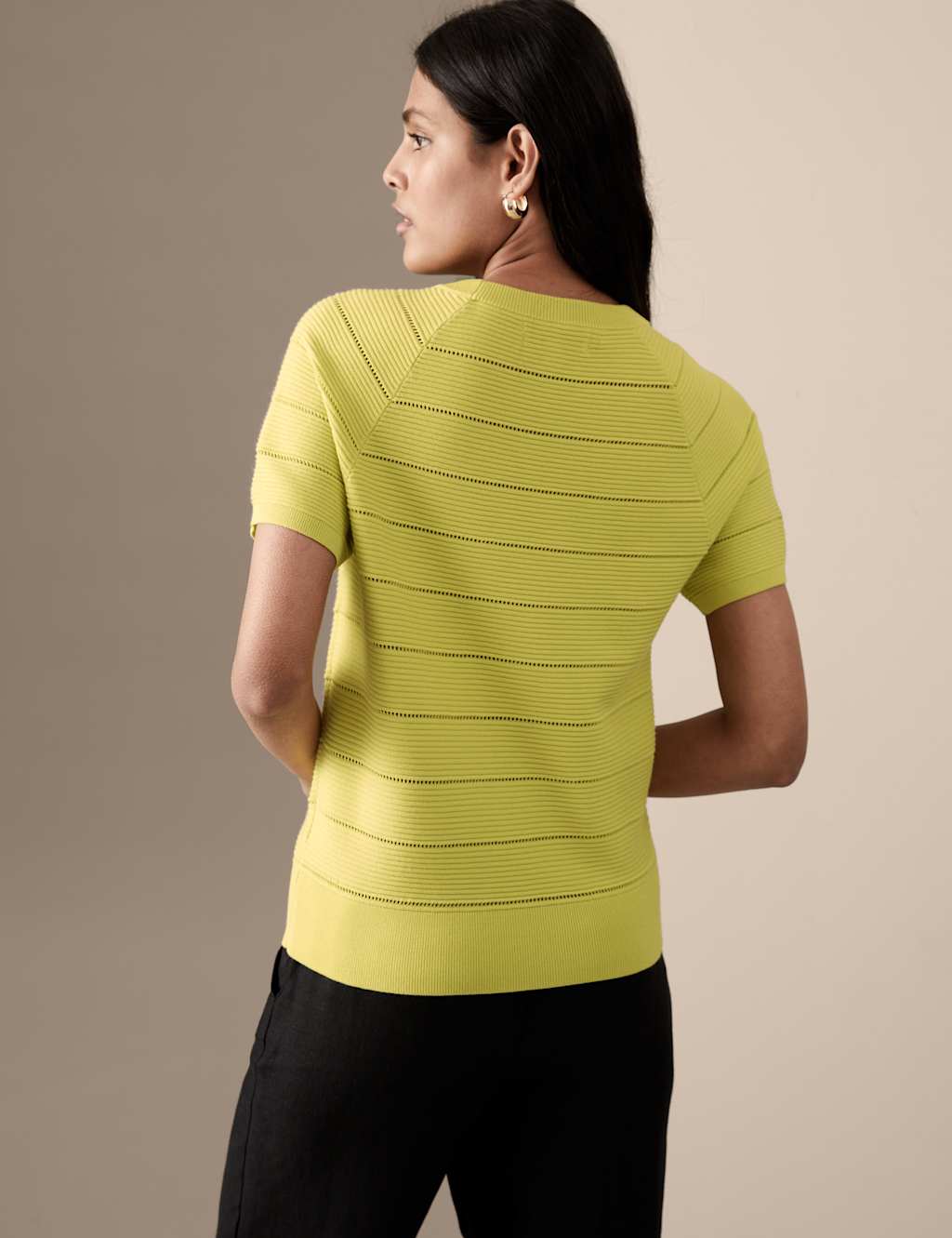 Ribbed Round Neck Knitted Top image 4