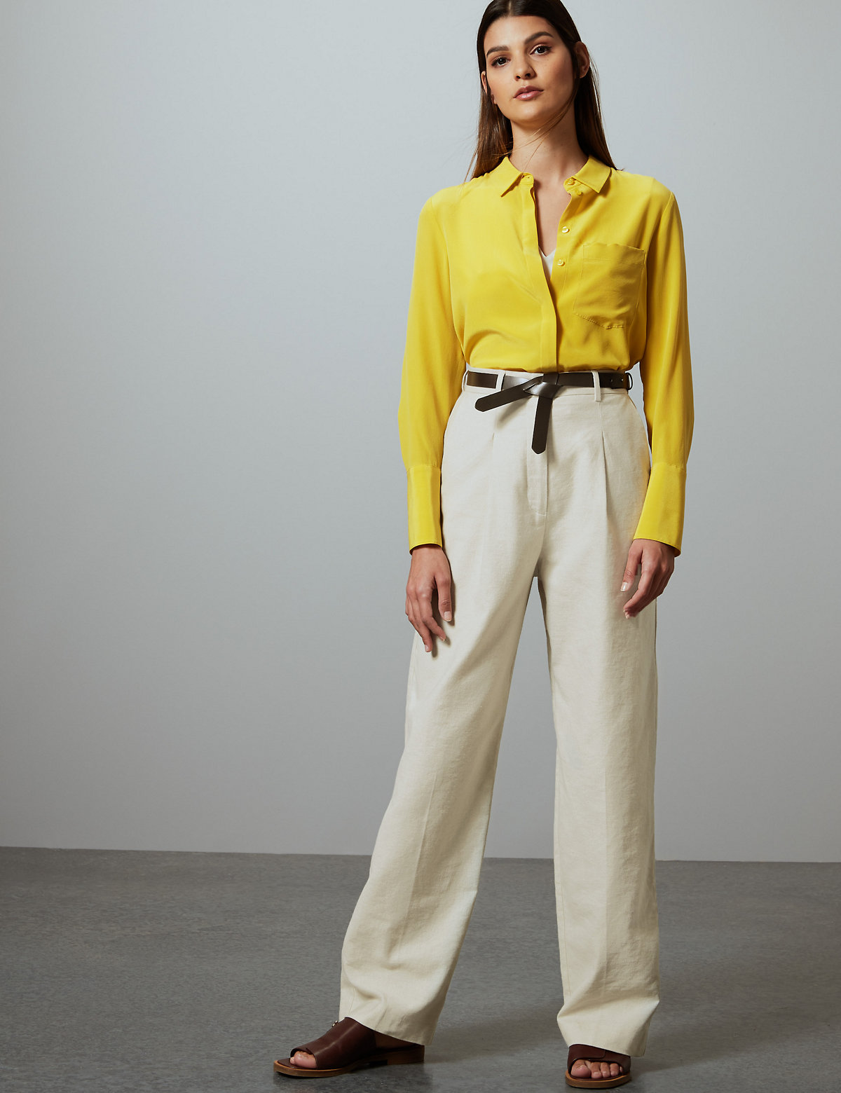 Linen Blend Trousers with Leather Belt