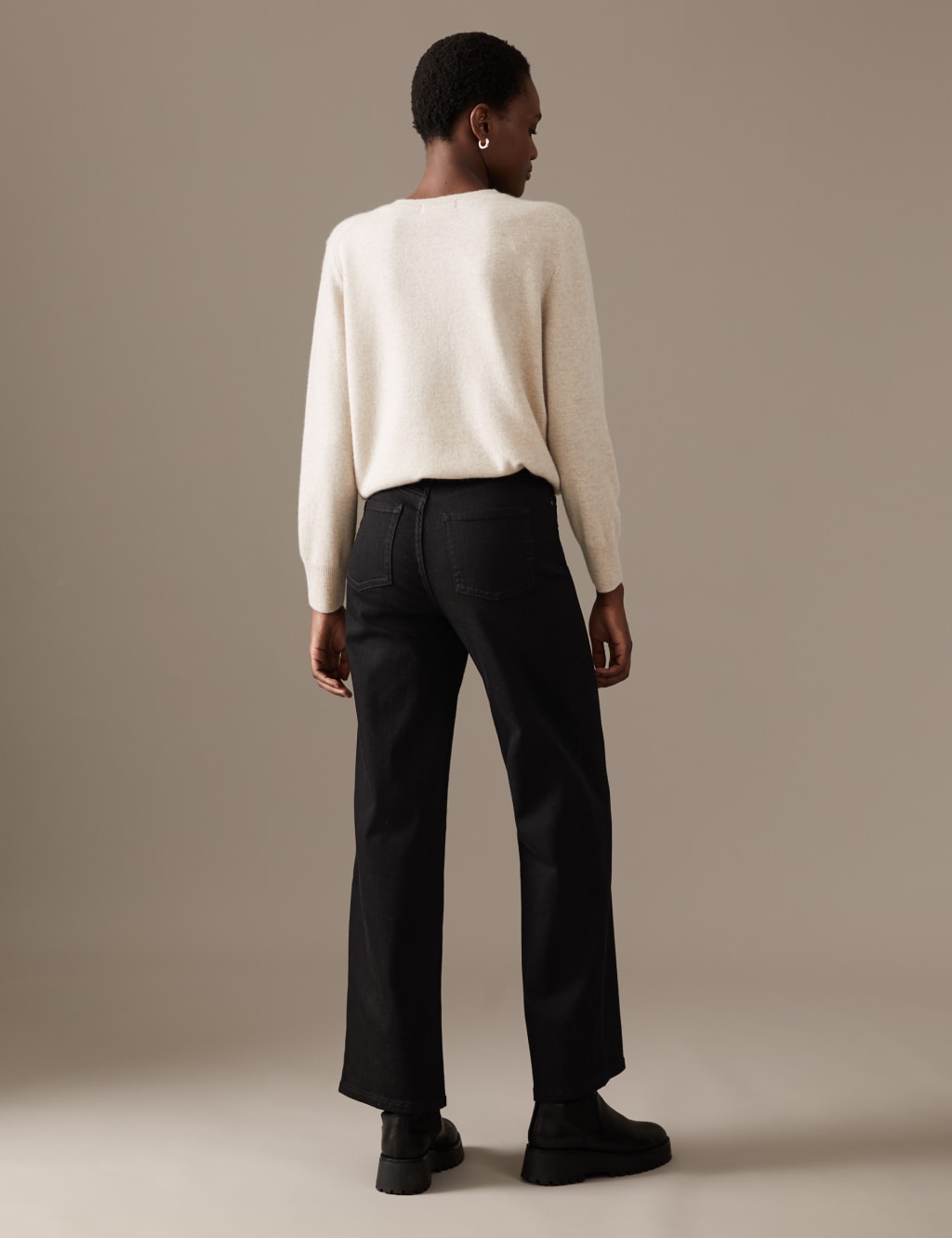 Luxury High Waisted Wide Leg Jeans image 5