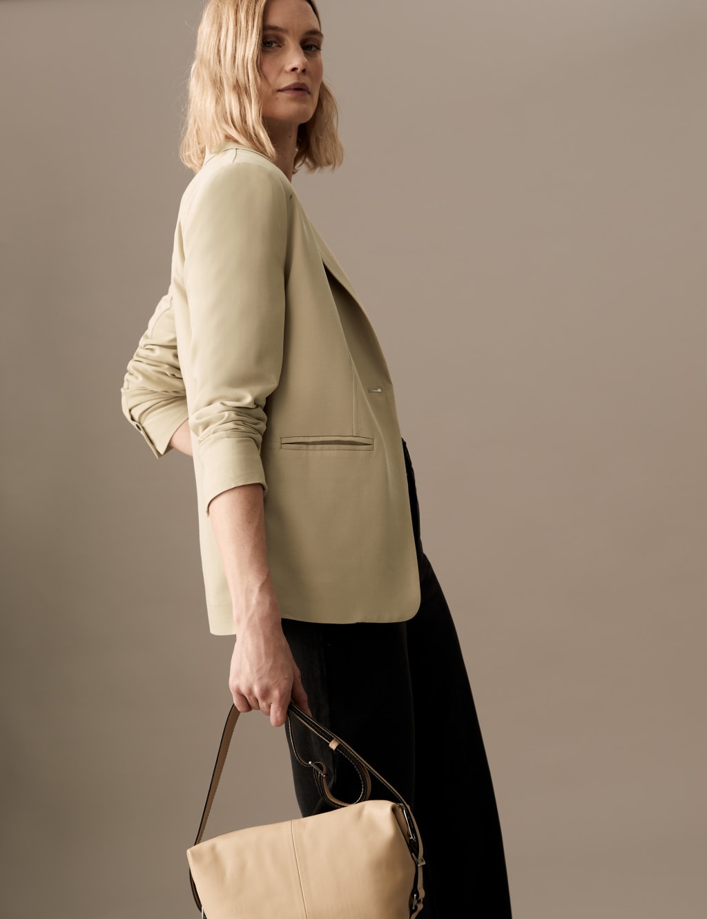 Single Breasted Blazer with Wool image 2
