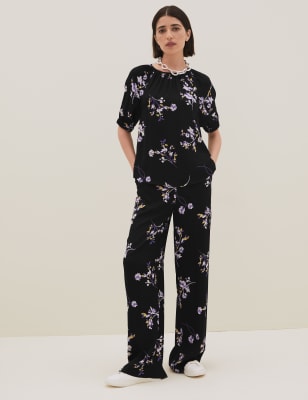 

Womens Autograph Floral Elasticated Waist Wide Leg Trousers - Black Mix, Black Mix