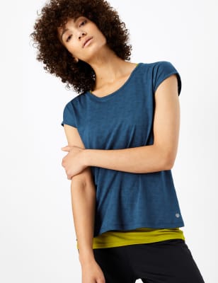 Top de sport effet superpos&eacute; &agrave; manches courtes