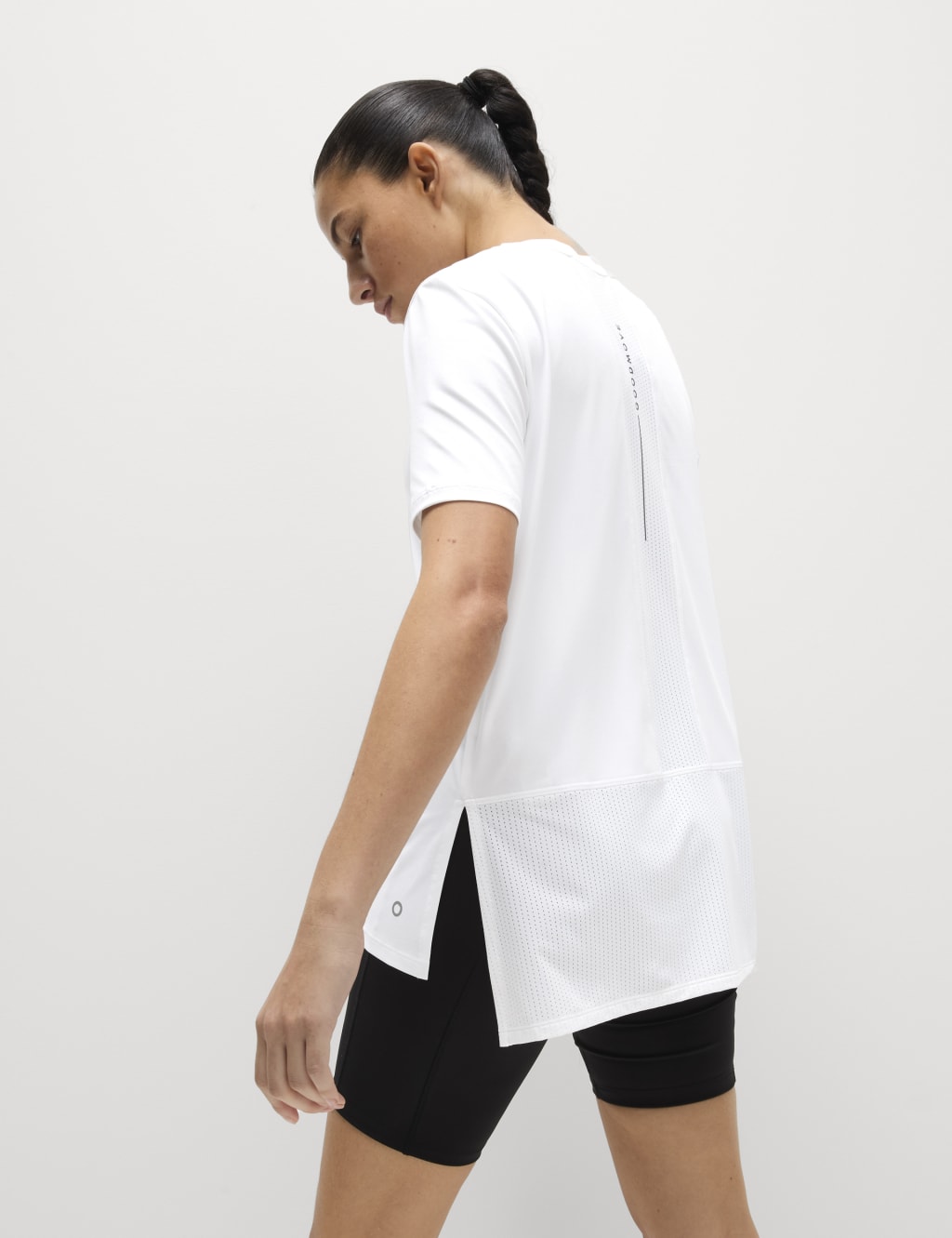 Women s Sports Tops M S