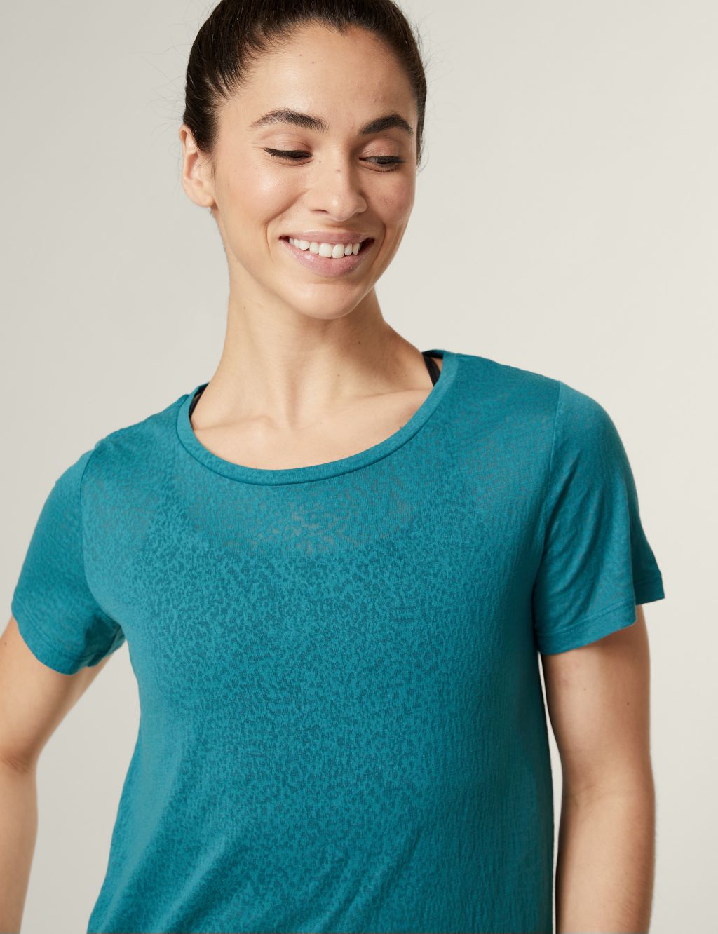 Lightweight Scoop Neck Relaxed T-Shirt image 3